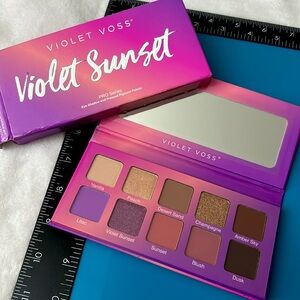 🖤NIB💕 Violet Sunset Make Up Palette